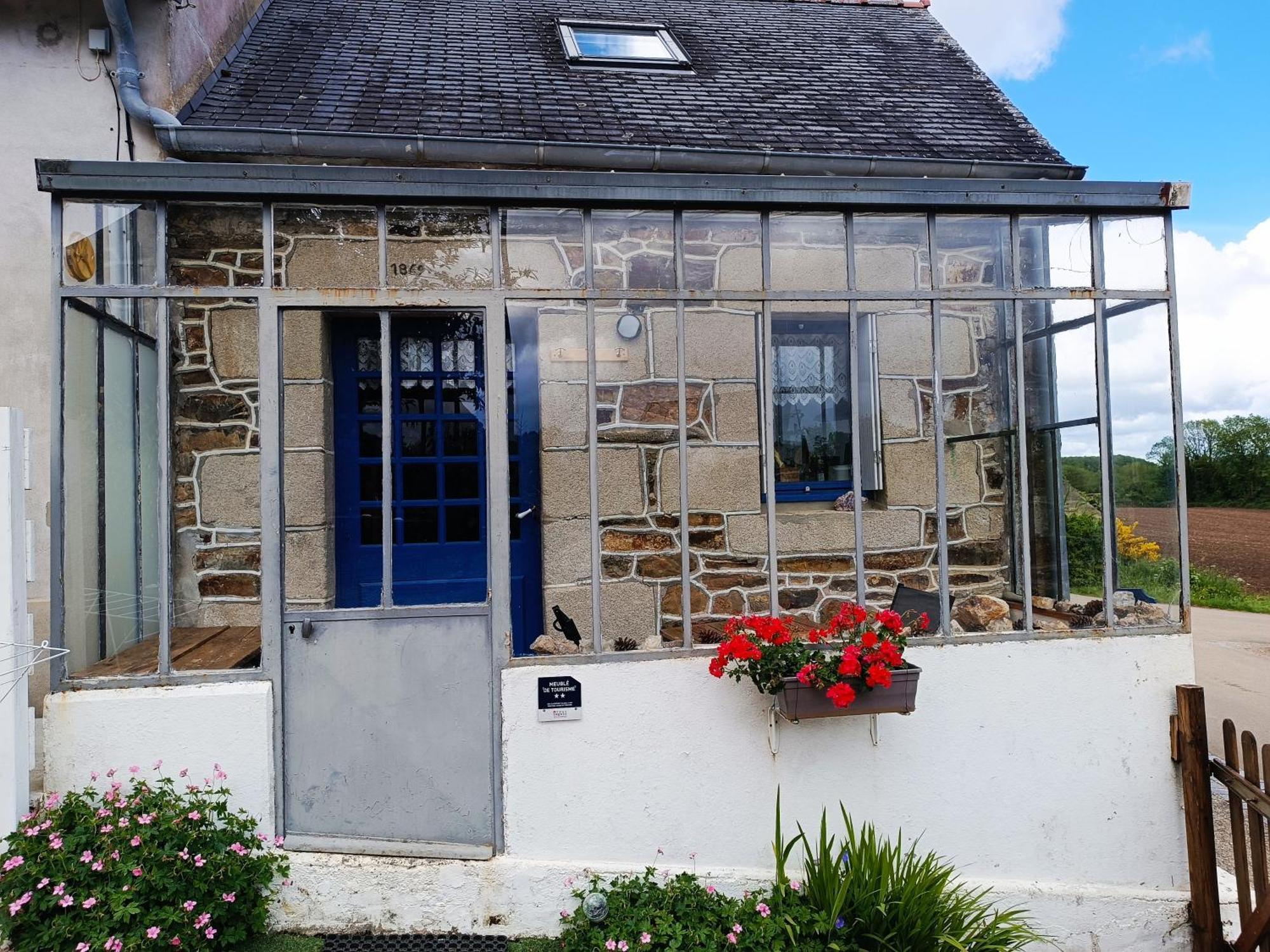 Petit Gite Cocoon Ty Bihan Ar Feunteun Scrignac Exterior foto